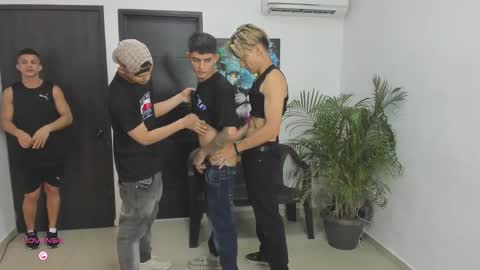 voyeurism_guys online show from 09.11.25