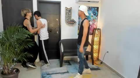 voyeurism_guys online show from 09.28.25