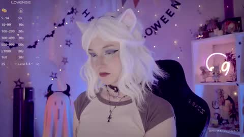 vronnier online show from 11.11.25