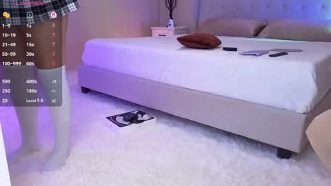 Sunshiny online show from 09.30.25