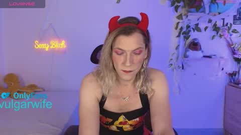 Vikky online show from 10.26.25