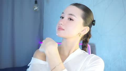 Ethal - thank you for thumb up online show from 10.13.25