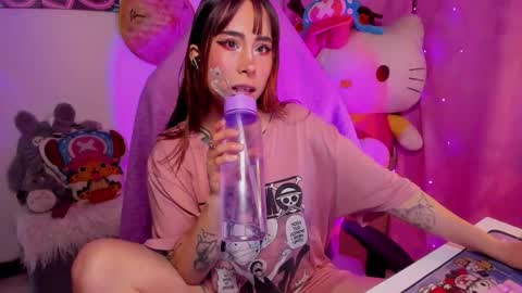 AIKA  online show from 10.25.25