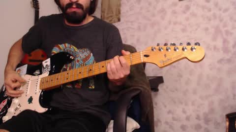 Snapshot of wake_and_bakee chatting on 11.16.25 John online show from 11.16.25