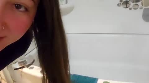 Walnut4u online show from 01.13.25