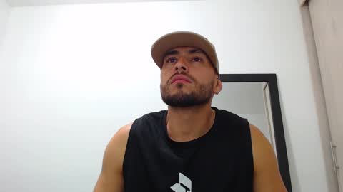 Snapshot of walter_brownn01 chatting on 01.03.25 WALTER BROWN online show from 01.03.25