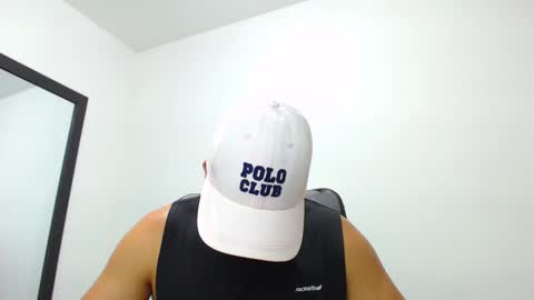 Snapshot of walter_brownn01 chatting on 01.09.25 WALTER BROWN online show from 01.09.25