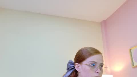 Wanda Robertss online show from 10.16.25