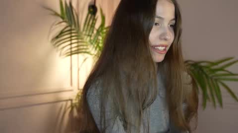 Snapshot of wanda_robinson chatting on 12.01.25 Wendy. Hello Honeys Ill see you 2nd 5th 7th this week love you3 online show from 12.01.25