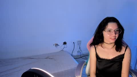 Snapshot of wandadoll chatting on 01.28.25 Wanda online show from 01.28.25