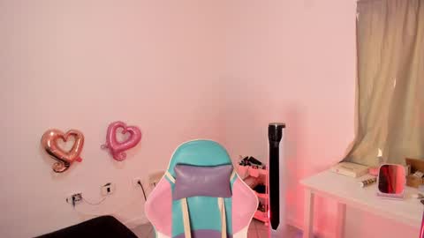 Snapshot of wandadoll chatting on 02.15.25 Wanda online show from 02.15.25