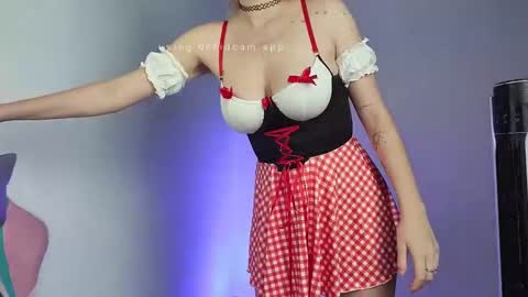 Snapshot of wandadoll chatting on 09.20.25 Wanda online show from 09.20.25