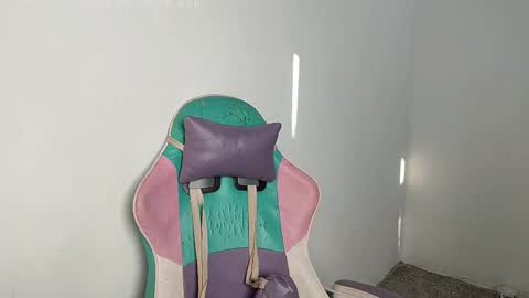 Snapshot of wandadoll chatting on 10.22.25 Wanda online show from 10.22.25