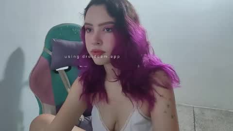 Snapshot of wandadoll chatting on 10.28.25 Wanda online show from 10.28.25