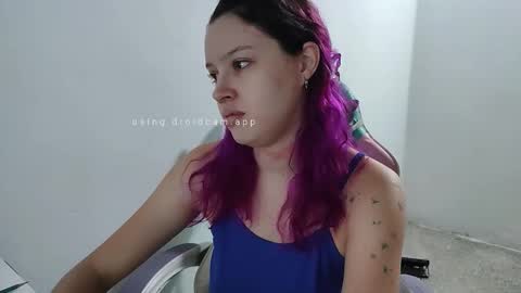 Snapshot of wandadoll chatting on 10.31.25 Wanda online show from 10.31.25