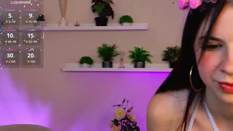 Snapshot of wander_waves chatting on 10.16.25 Wanda online show from 10.16.25