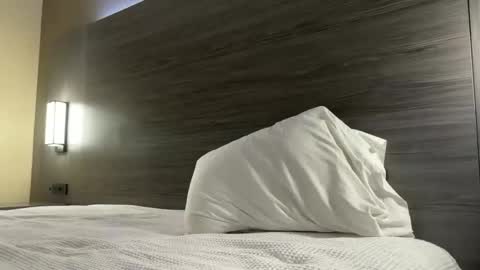 wanderlustgaal online show from 10.12.25