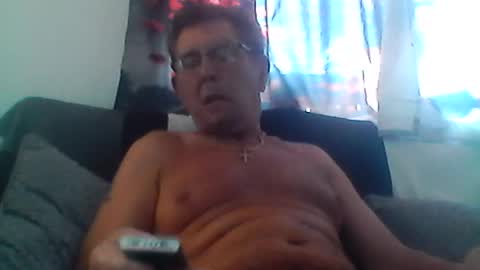 Snapshot of wanker1565 chatting on 07.18.26 wanker1565 online show from 07.18.26
