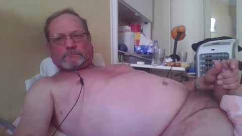 Tibo Love online show from 09.10.25