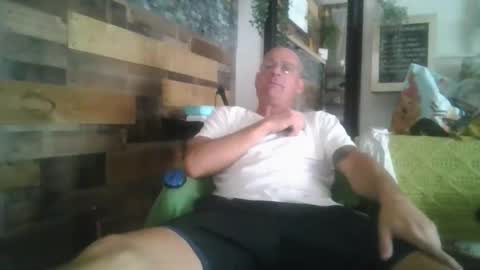 Snapshot of wantmymantofukme chatting on 09.29.25 wantmymantofukme online show from 09.29.25