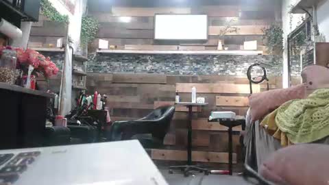 Snapshot of wantmymantofukme chatting on 10.16.25 wantmymantofukme online show from 10.16.25