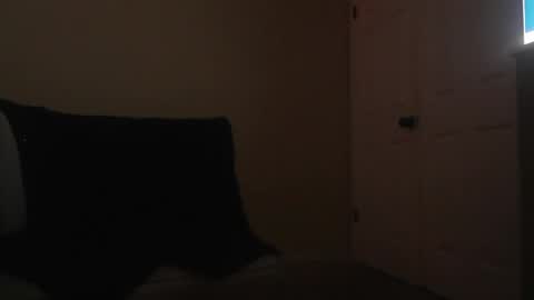 Snapshot of wantmymantofukme chatting on 10.16.25 wantmymantofukme online show from 10.16.25