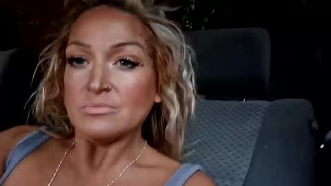 Snapshot of wantmymantofukme chatting on 11.14.25 wantmymantofukme online show from 11.14.25