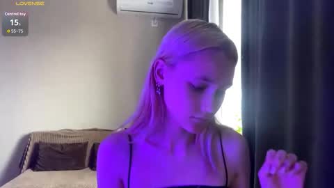 Snapshot of wanttodeep chatting on 11.14.25 wanttodeep online show from 11.14.25