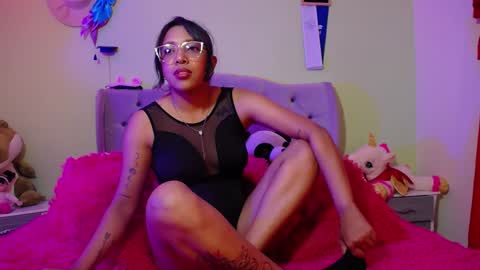 Snapshot of warisgoddes chatting on 01.16.25 EMILY online show from 01.16.25