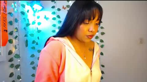 Snapshot of warisgoddes chatting on 06.14.26 EMILY online show from 06.14.26
