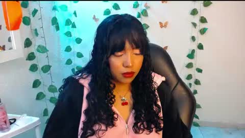 Snapshot of warisgoddes chatting on 06.29.26 EMILY online show from 06.29.26