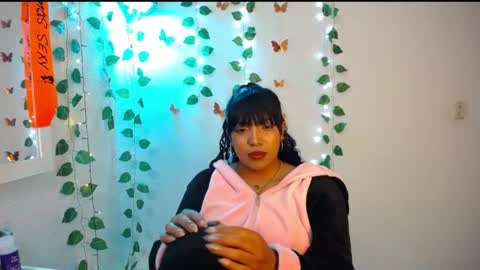 Snapshot of warisgoddes chatting on 07.01.26 EMILY online show from 07.01.26