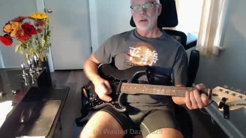 Snapshot of wasted_daze_ chatting on 10.01.25 wasted_daze_ online show from 10.01.25