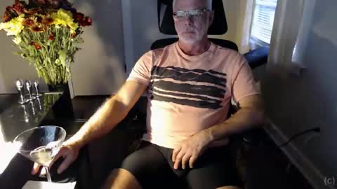 Snapshot of wasted_daze_ chatting on 10.14.25 wasted_daze_ online show from 10.14.25