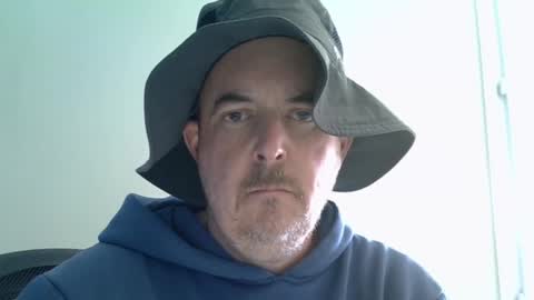 Snapshot of watchmewank40 chatting on 03.06.25 Davey online show from 03.06.25