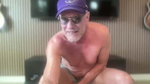 Snapshot of watchzac chatting on 02.12.26 watchzac online show from 02.12.26