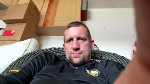 Snapshot of wayneneriate12 chatting on 02.15.26 wayneneriate12 online show from 02.15.26