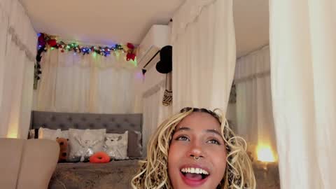 Wayuu Goddess  3 online show from 12.14.24