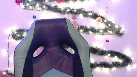 Trixie 3 online show from 12.25.24
