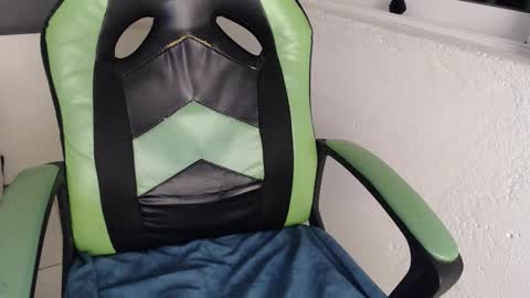 Trixie 3 online show from 10.26.25