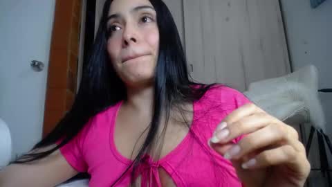 we_we77 online show from 09.30.25