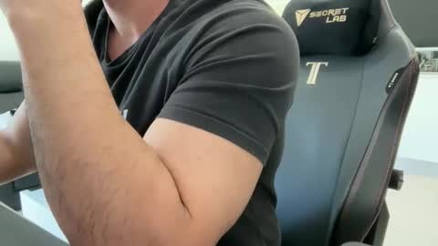 Weapon X online show from 10.24.25