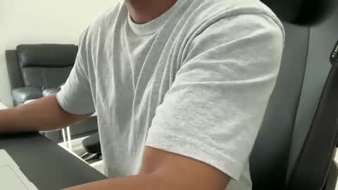 Snapshot of weaponx1 chatting on 02.02.26 Weapon X online show from 02.02.26