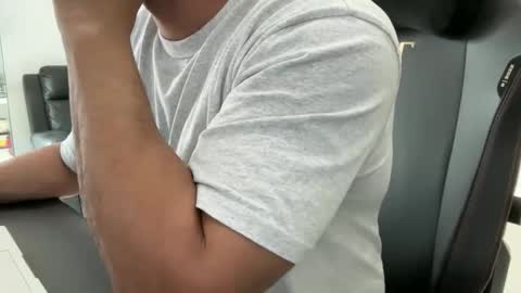 Snapshot of weaponx1 chatting on 02.03.26 Weapon X online show from 02.03.26