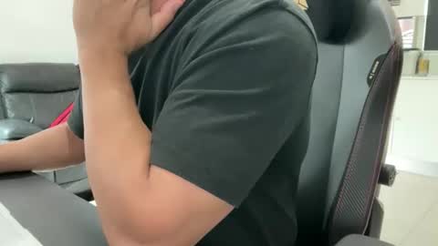 Snapshot of weaponx1 chatting on 03.01.26 Weapon X online show from 03.01.26