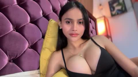 Maggie online show from 04.09.26