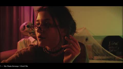 Snapshot of webcora chatting on 10.26.25 Coraline online show from 10.26.25