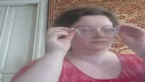 Snapshot of webgirl2 chatting on 06.24.26 Marina online show from 06.24.26