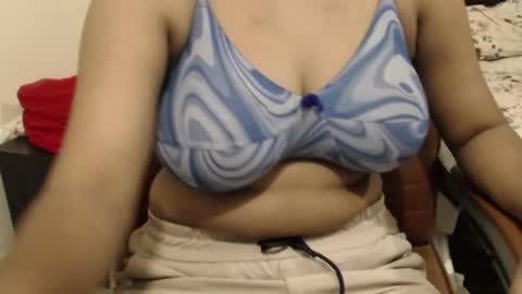 mina online show from 10.04.25