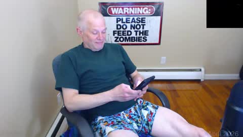Snapshot of weird_chris chatting on 04.11.26 Chris online show from 04.11.26